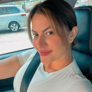 Meet your Posher, Yaneva